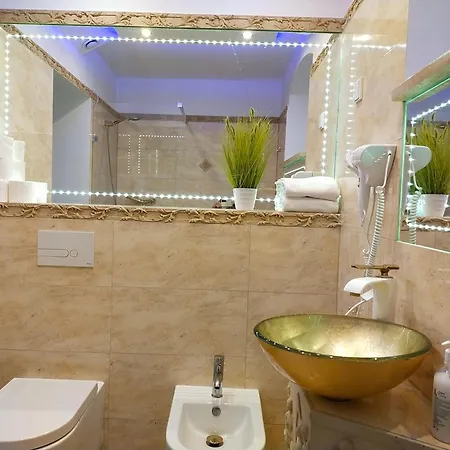 Panorama Apartment *